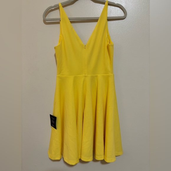 NWT Lulu's Daring Darling Swing Dress - Picture 6 of 7